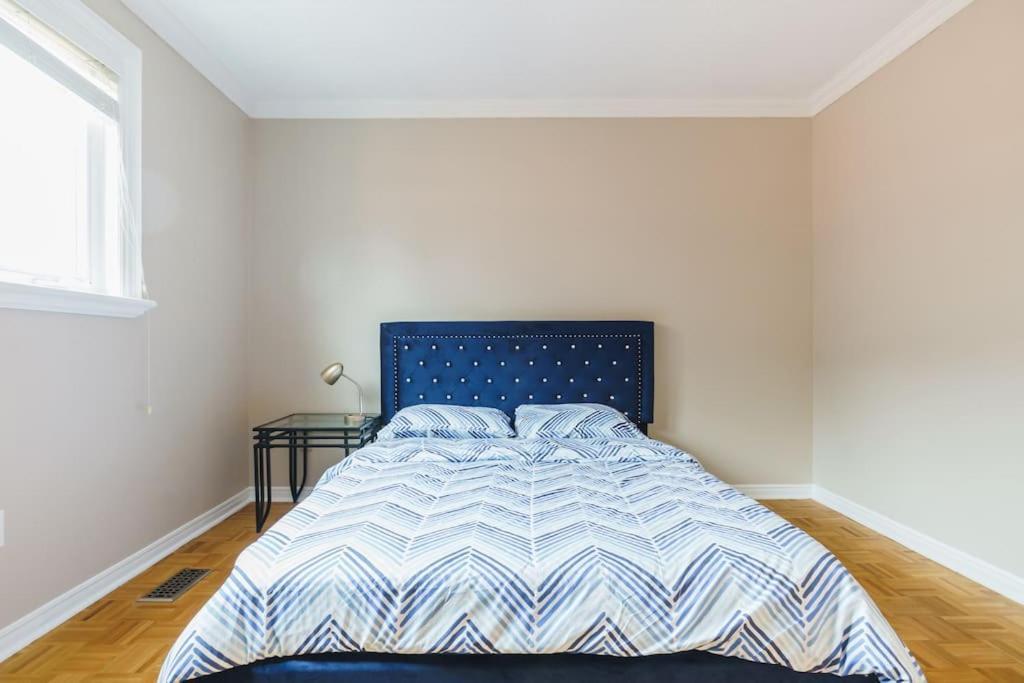 Beautiful Home 4 Bed, 3 Bath, Garage, Backyard! Місісаґа Екстер'єр фото