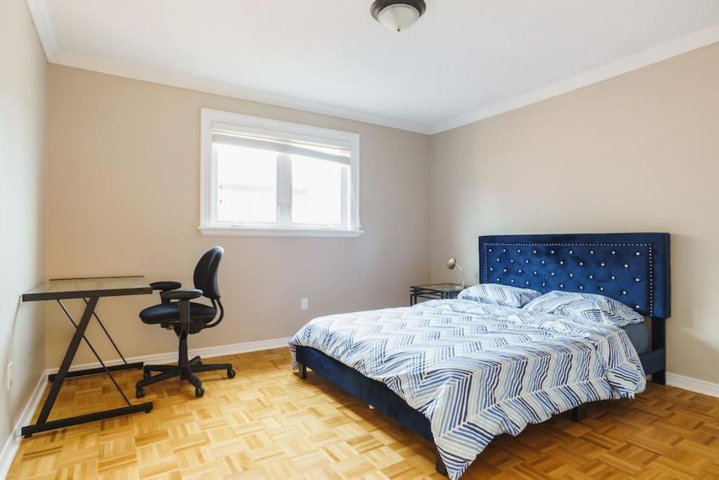 Beautiful Home 4 Bed, 3 Bath, Garage, Backyard! Місісаґа Екстер'єр фото