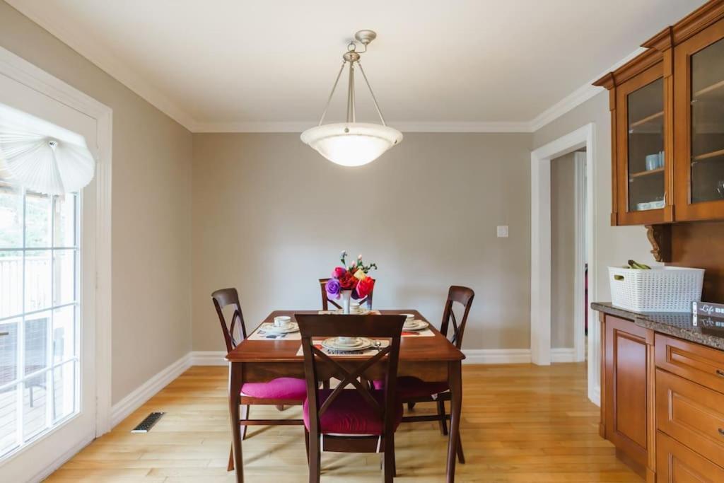 Beautiful Home 4 Bed, 3 Bath, Garage, Backyard! Місісаґа Екстер'єр фото